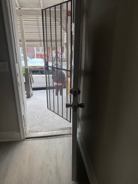 103 E 24th St