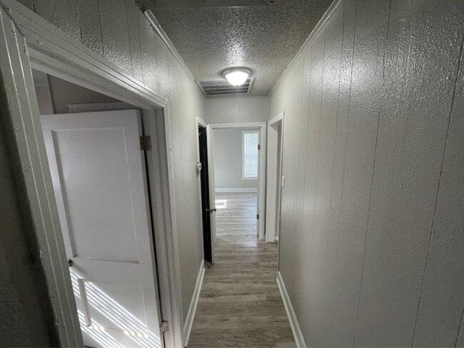 Photo - 1649 19th St