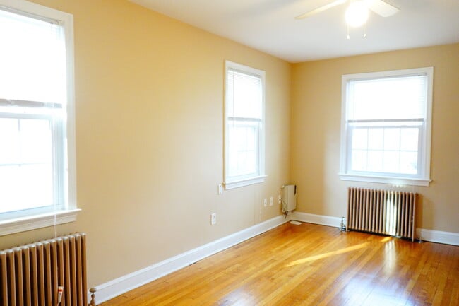 Photo - 812 Greenwood Cir Unit 4