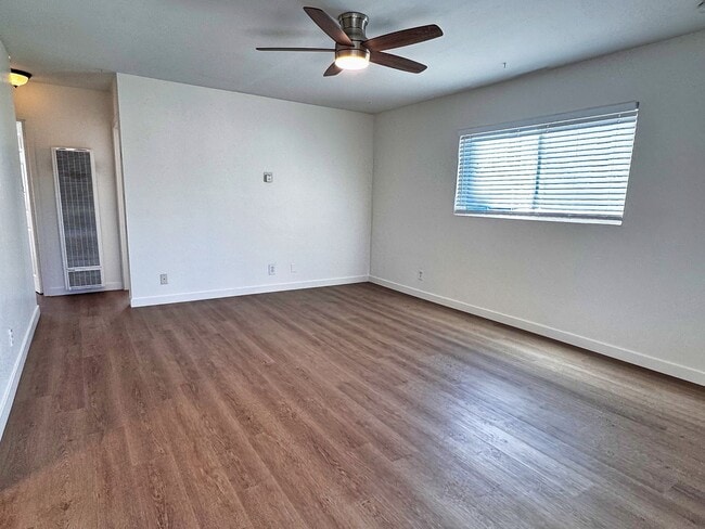 Photo - Two Bedroom condo in Pacific Beach