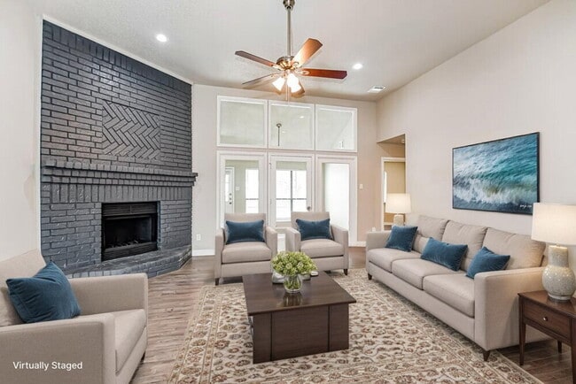 Photo - 7410 Aberdeen Dr