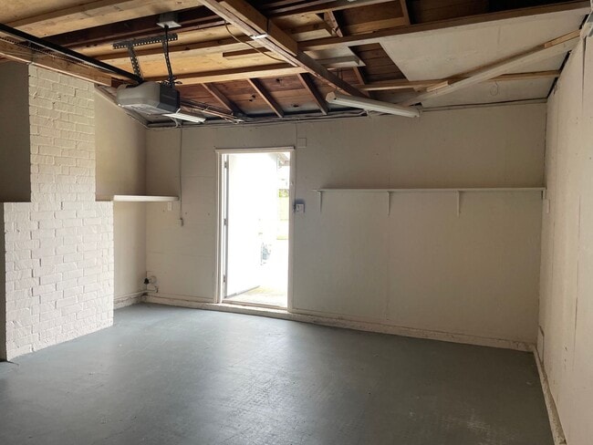 Photo - 3 Bedroom 2 Bath House Westminster, CA !