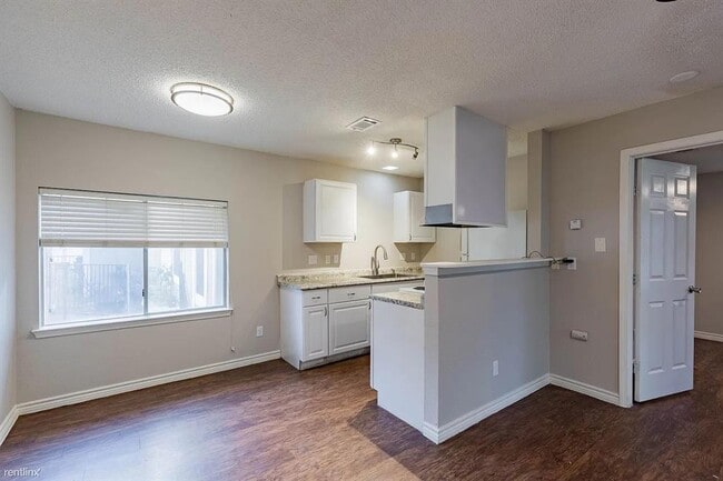 Photo - 4500 Witham Ln Apartamento Unidad 104