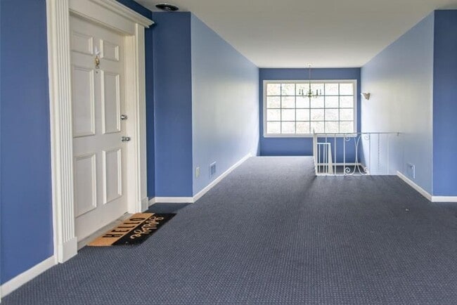 Photo - 480 Fox Hills Dr N Unit 4