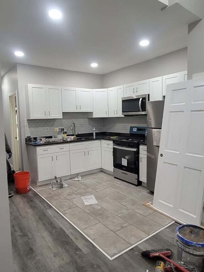 Photo - 5Br 2Bath house with 5Br  PHA voucher