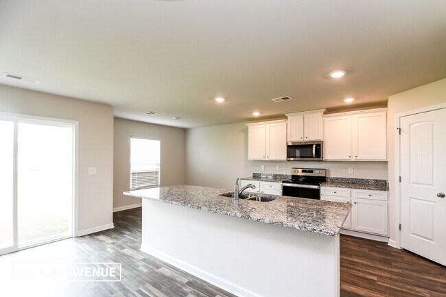 632 Wild Tulip Ct