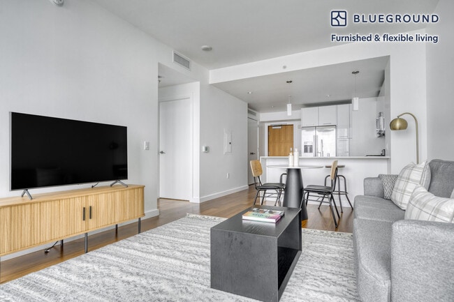 Photo - 399 Fremont St Unidad FL27-ID778