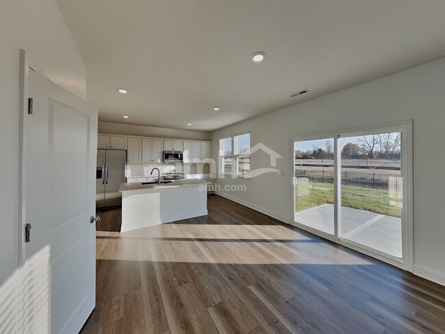 Photo - 9127 Henley Ave