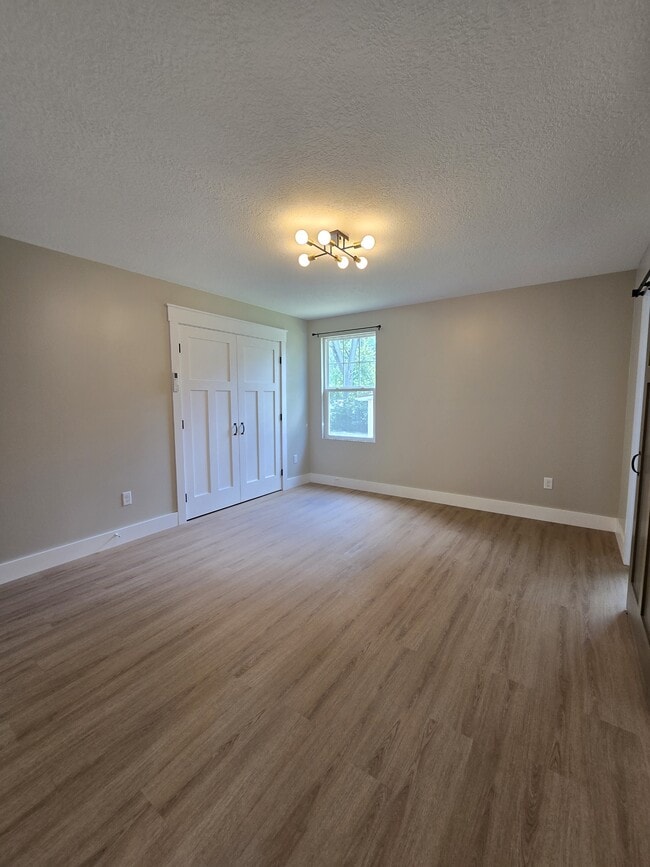 Photo - 6446 Navarre Rd SW