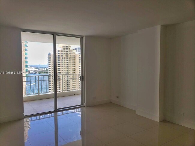 Photo - 701 Brickell Key Blvd Unidad 2306