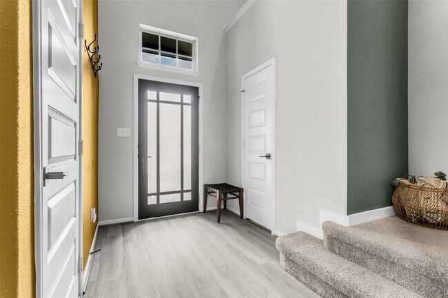 Photo - 5338 CJ Walker Ln