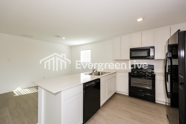 Photo - 10532 Desert Hawk Cir