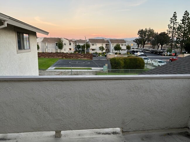 Building Photo - 1975 Boisseranc Ln Unit Balcony