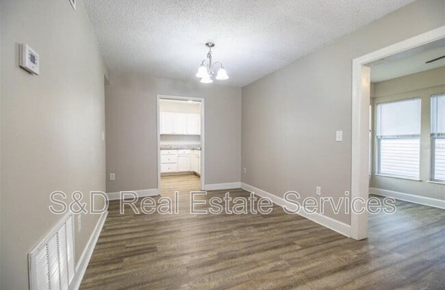 Photo - 3542 Raintree Ct