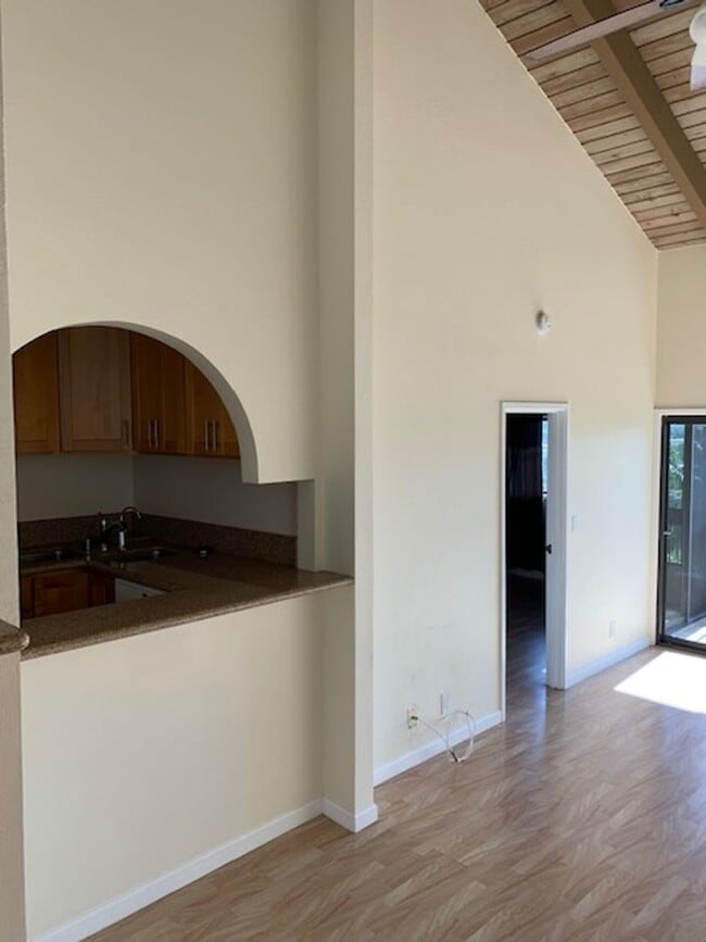 Photo - Quiet Mountain View Unit $2,900 2bd, 2ba, 2park; 3rd floor walk up