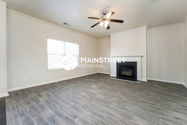 Photo - 4 Bedroom Pet-Friendly Home in Union City,...