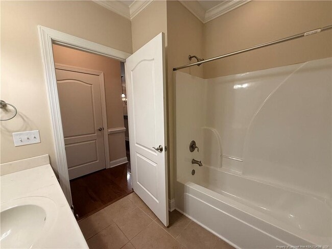 Photo - 185 Gallery Dr