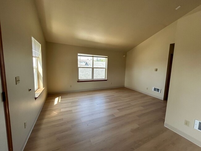 Photo - OR2428 Unit 2430