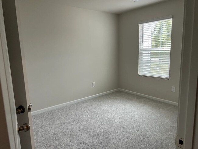 Photo - Brand New Townhome for Rent – West Spartanburg