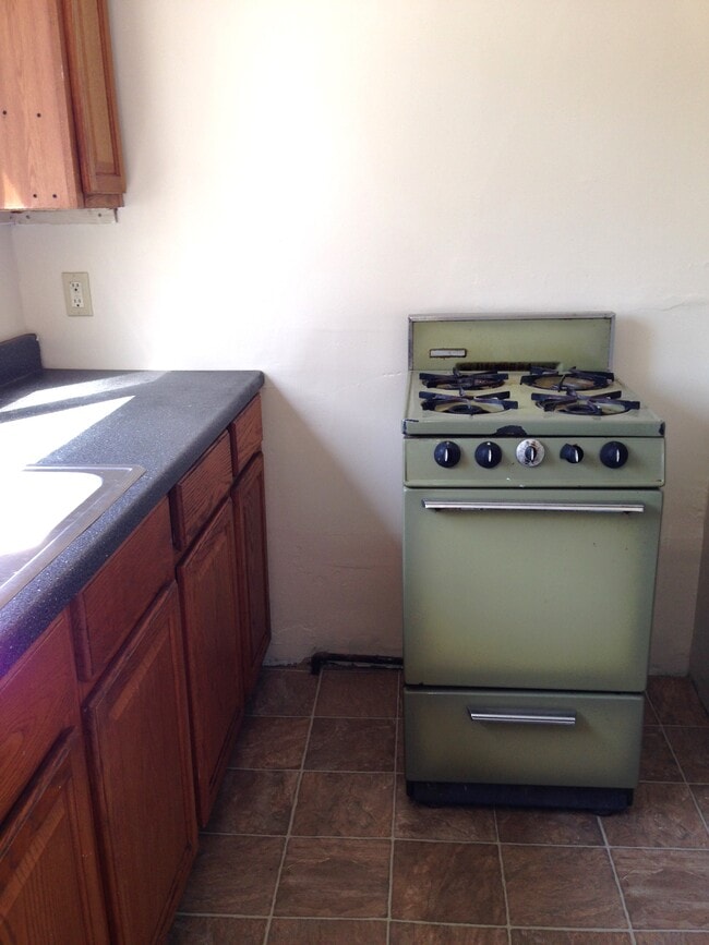 Photo - 864 Chalker St Unit 2