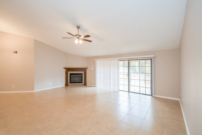 Photo - 11284 Southbury Pl