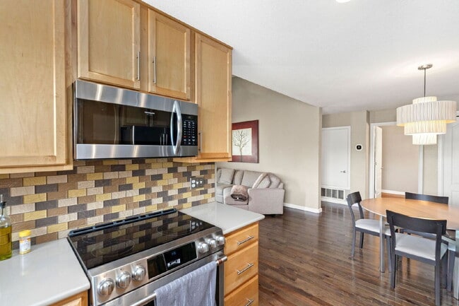 Photo - Bright & Spacious 2 Bedroom, 2 Bath Condo Unit 204