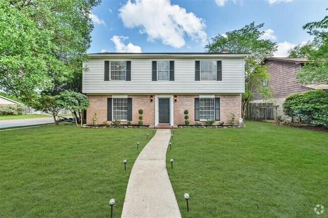 Building Photo - 7003 Huntbrook Dr Rental