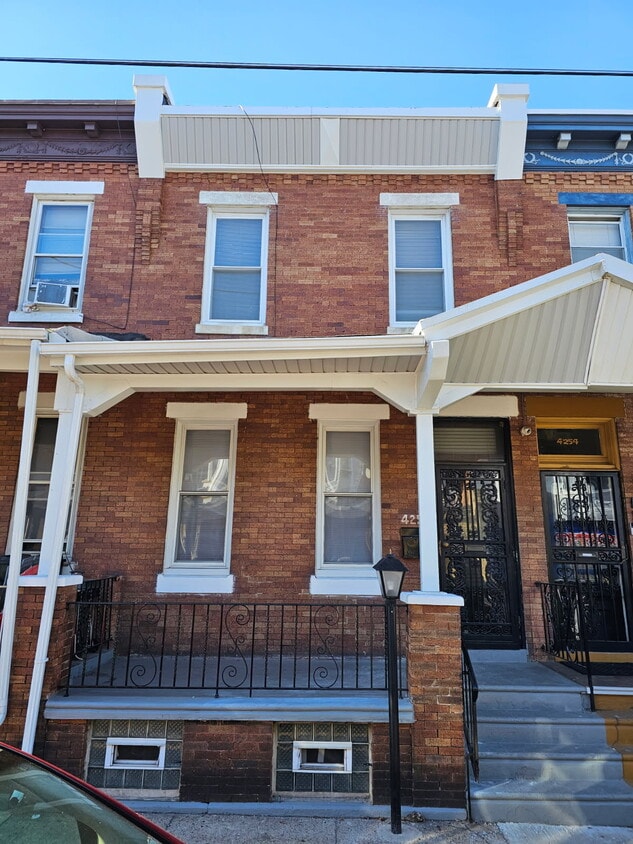 Photo - 4252 N 15th St (Philadelphia, PA)
