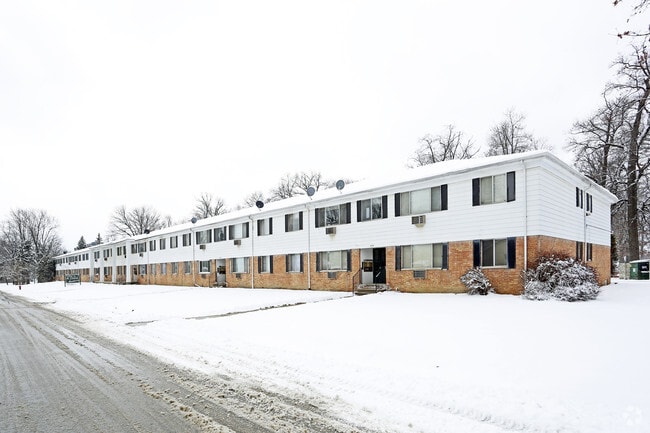 Utica Park - ONE11 Utica Rental