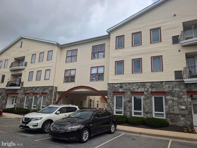 Building Photo - 400 Renfro Dr Unit 206 Rental