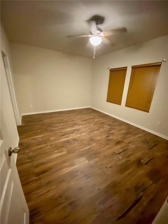 Photo - 172 Hollis Ln