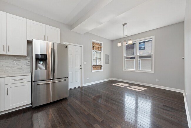 Photo - 1733 N Artesian Ave