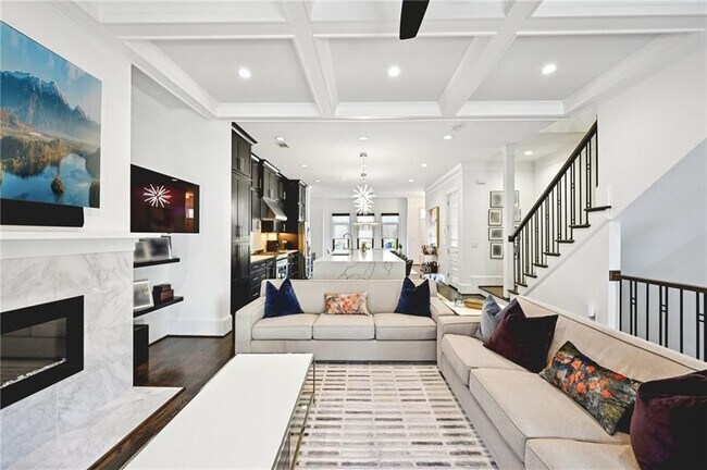 1108 Briar Cove Cir