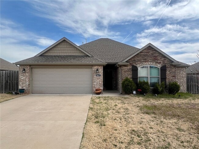 Photo - 3697 Serenity St