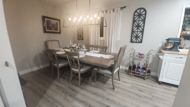 Photo - 15358 Leadwell St