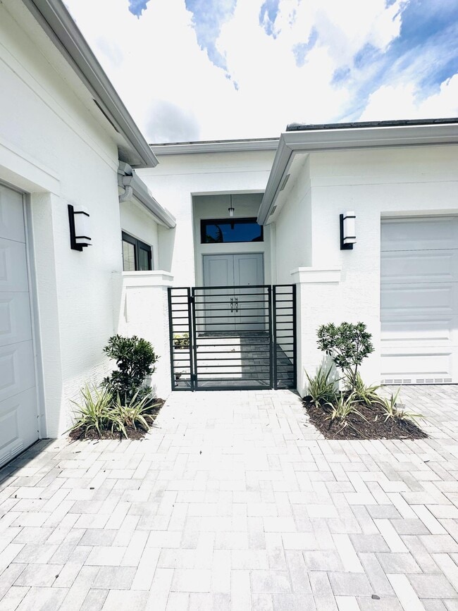 Photo - 12465 SW Crystal Cv Dr