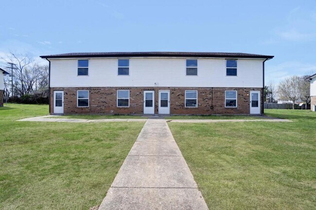 Photo - 1108 Pembroke Oak Grove Rd