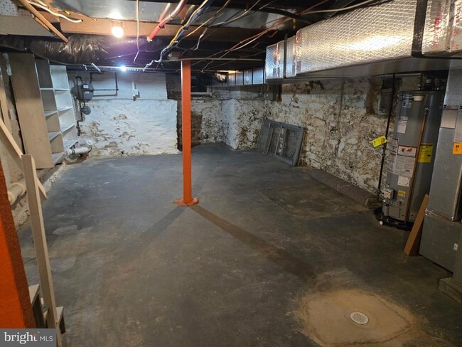 Photo - 9 E Simpson St