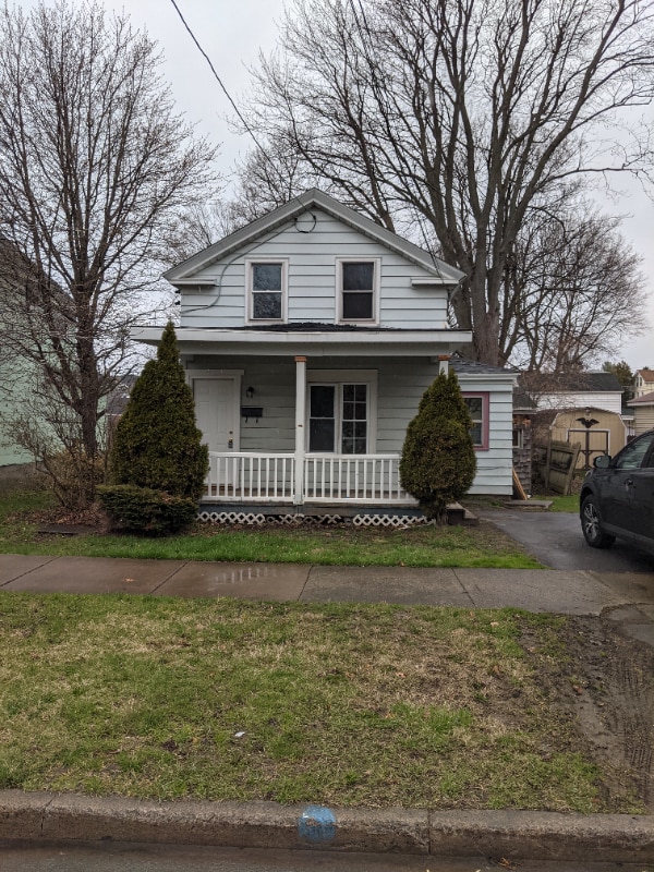 Building Photo - 111 E Cayuga St Rental