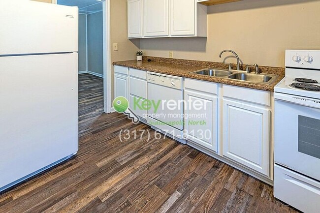 Photo - 1445 North St