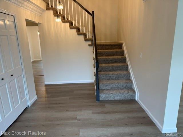 Photo - 650 Deerfield Ct