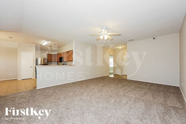 Photo - 137 Bushel Ln