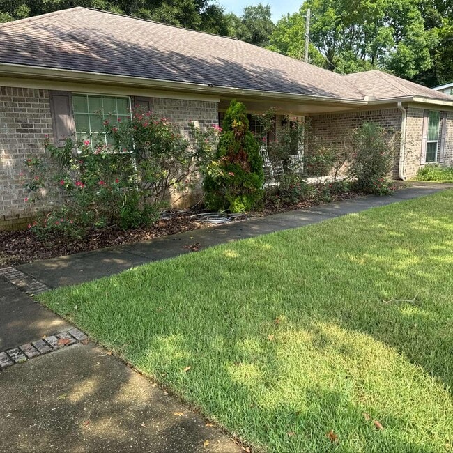 Photo - 1482 Cat-Mar Rd