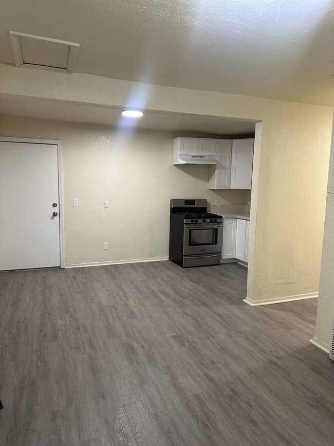 Photo - 12414 S Willowbrook Ave Apartments Unit 12414