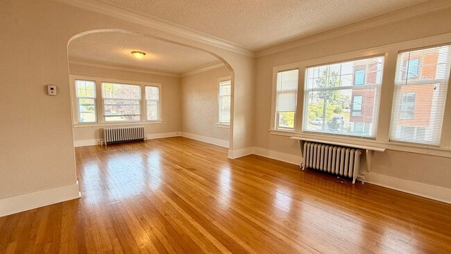 Building Photo - 6406-6414 32nd Ave NW Unit 6414 - N (North)
