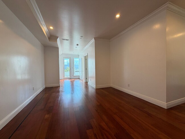 Photo - 261B Dolores St