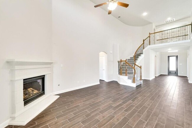 Photo - 18906 Whistling Oaks Dr