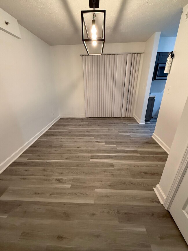 Photo - 845 Burns Walk Ct NW