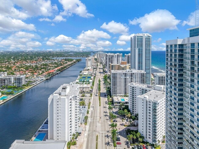 3001 S Ocean Dr Unit 403