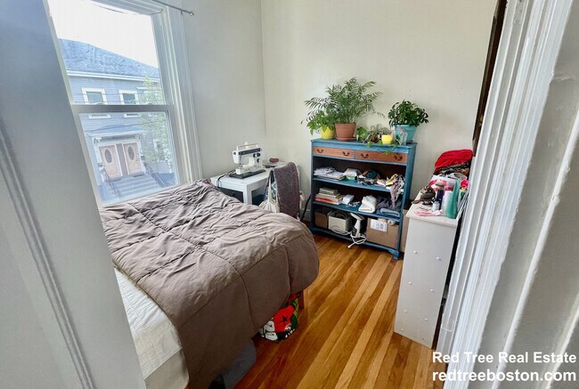 Photo - 10 Houghton St Unit 2